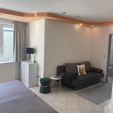 Gaestezimmer Sophie Apartmán Knittelfeld